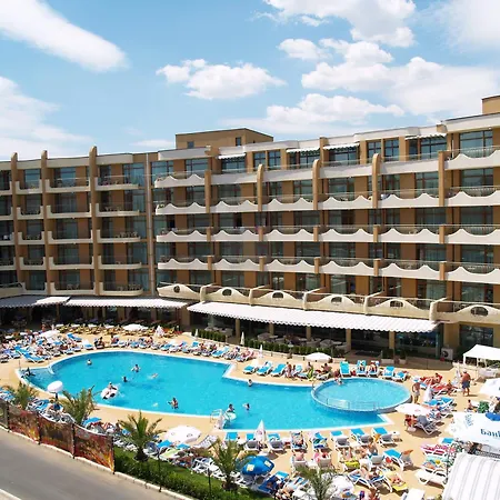 Grenada Complex 公寓